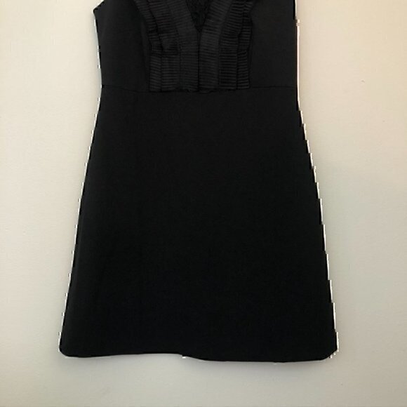 NEW NWT JULIA JORDAN Solid Black Pleated Lace Sleeveless Fit Flare Party Dress 6 - Picture 4 of 12